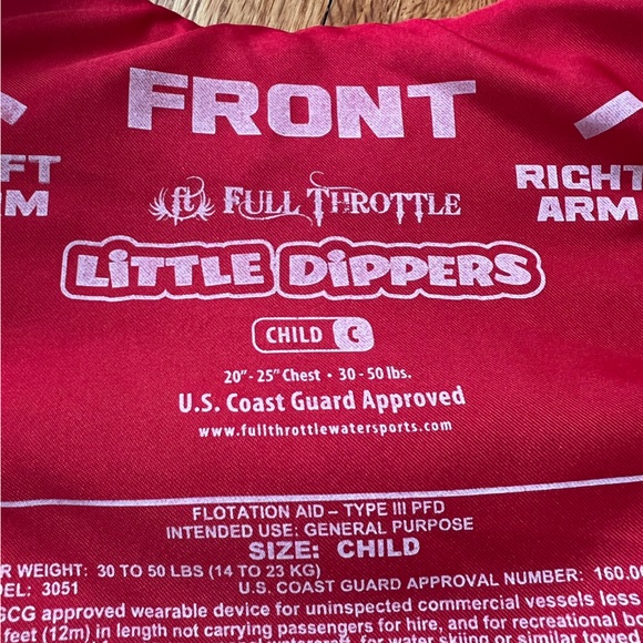 Two life jacket for kids 30-50 lbs - Picture 3 of 5